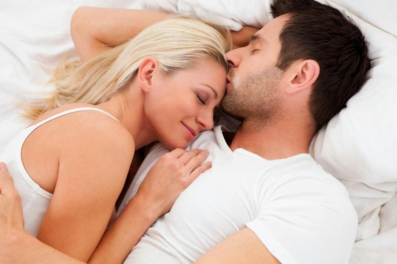 Quan hệ tình dục đều đặn và an toàn để cải thiện chức năng cương dương